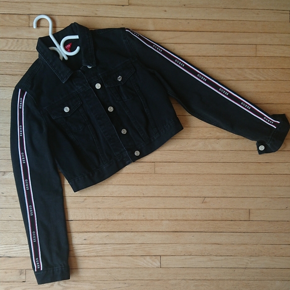 GUESS Cropped Denim Jacket, size S - Picture 7 of 7
